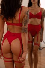 комплекти жіночої білизни